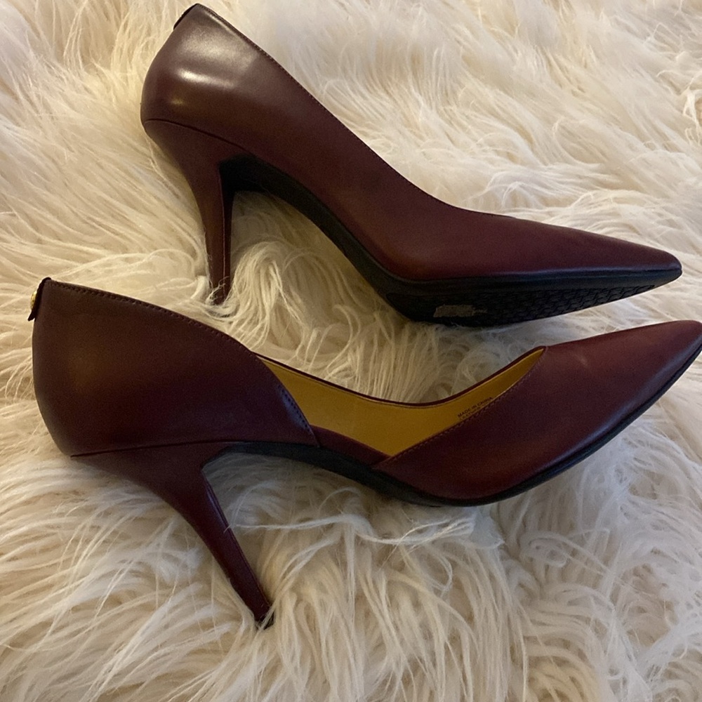 MICHAEL KORS Elegant Brown Women's Pumps